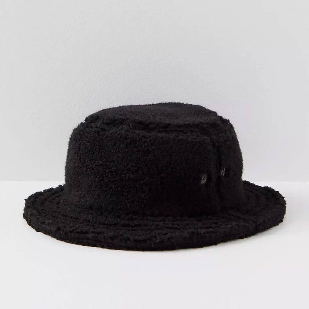 FUR BALL BOONIE-Black Smoke